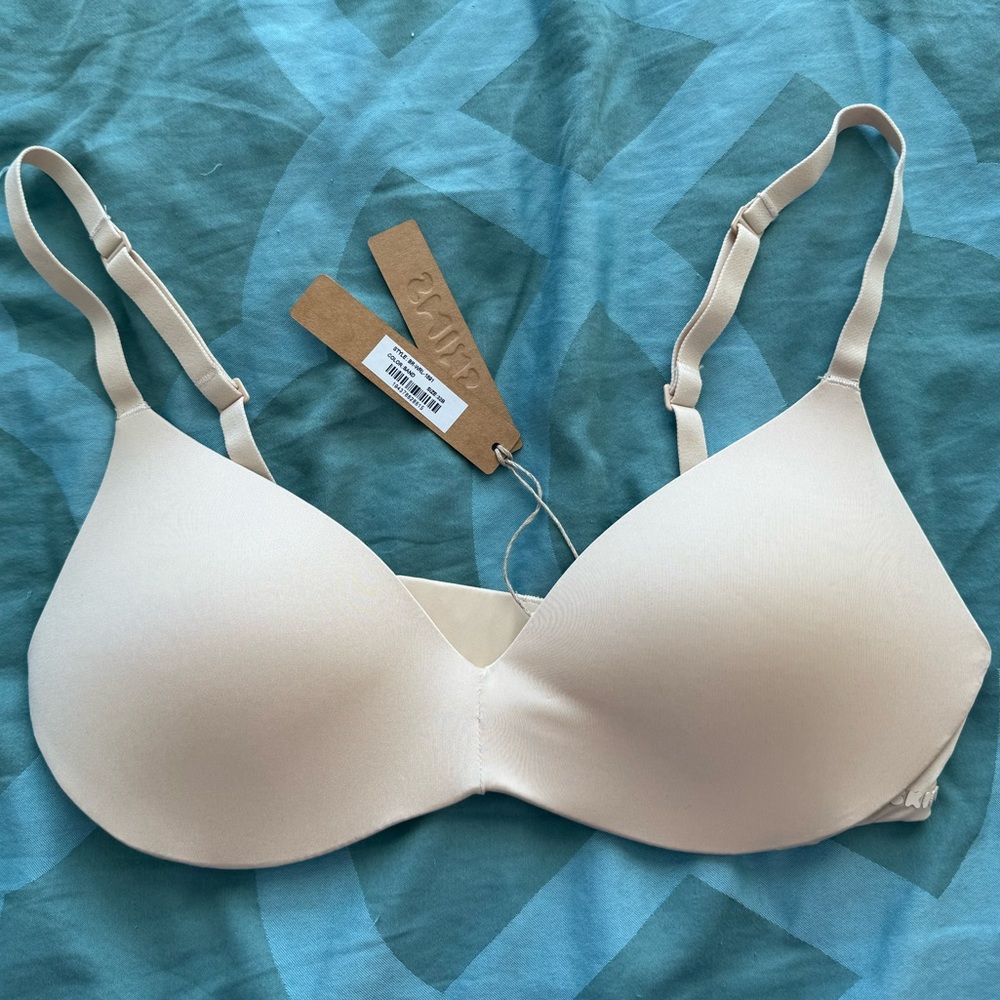 Skims Clay Wireless Push-Up Plunge Bra — 32B (NWT)